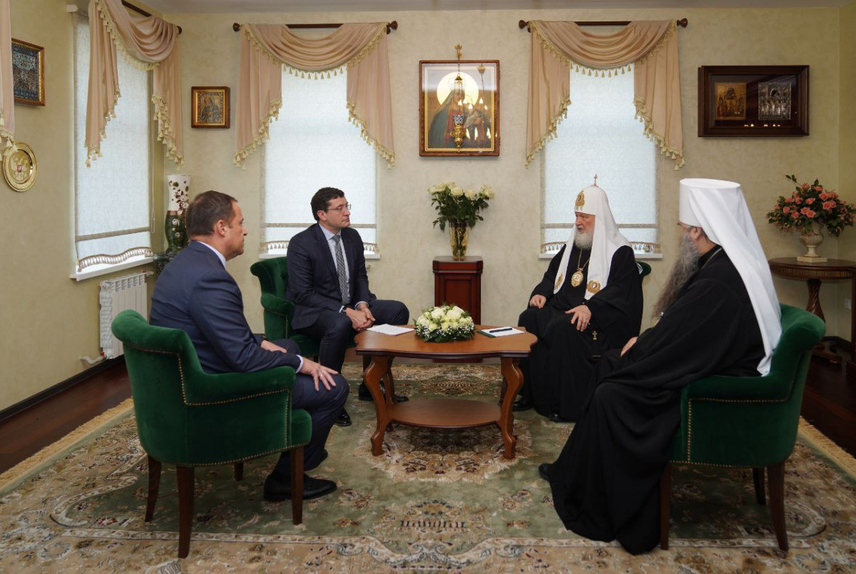 Патриарх Кирилл провел рабочую встречу с губернатором Глебом Никитиным