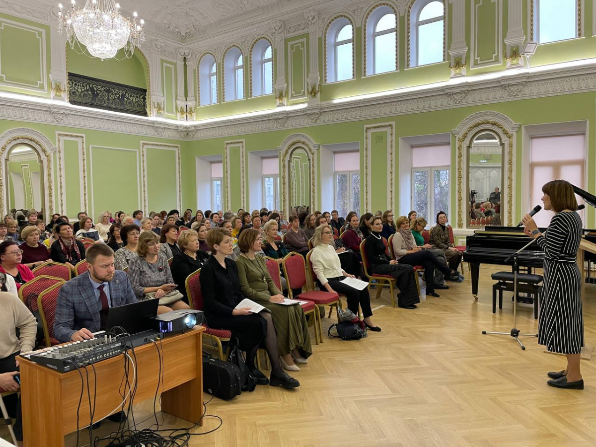 Областная конференция преподавателей музыки и изобразительного искусства прошла в Нижегородском хоровом колледже