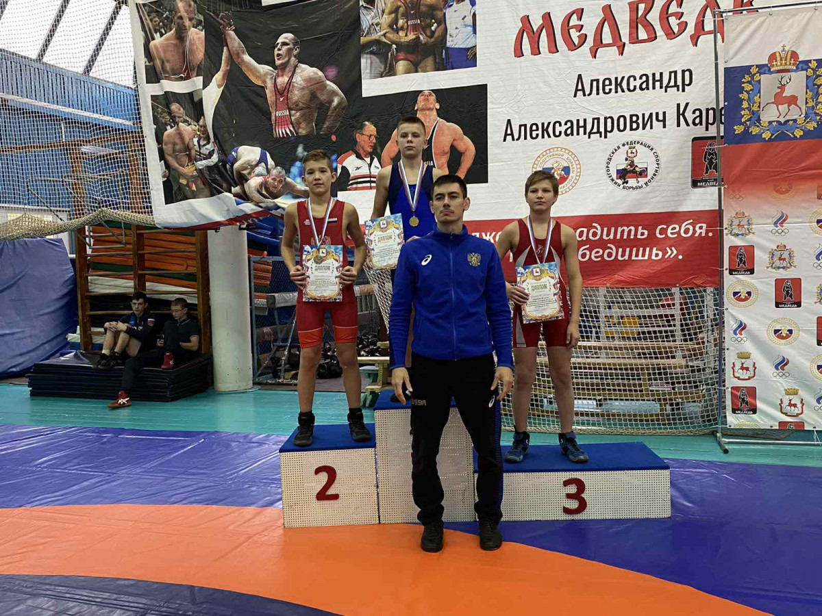 Четыре медали завоевали юные борцы спортшколы № 1 на Первенстве Нижнего Новгорода