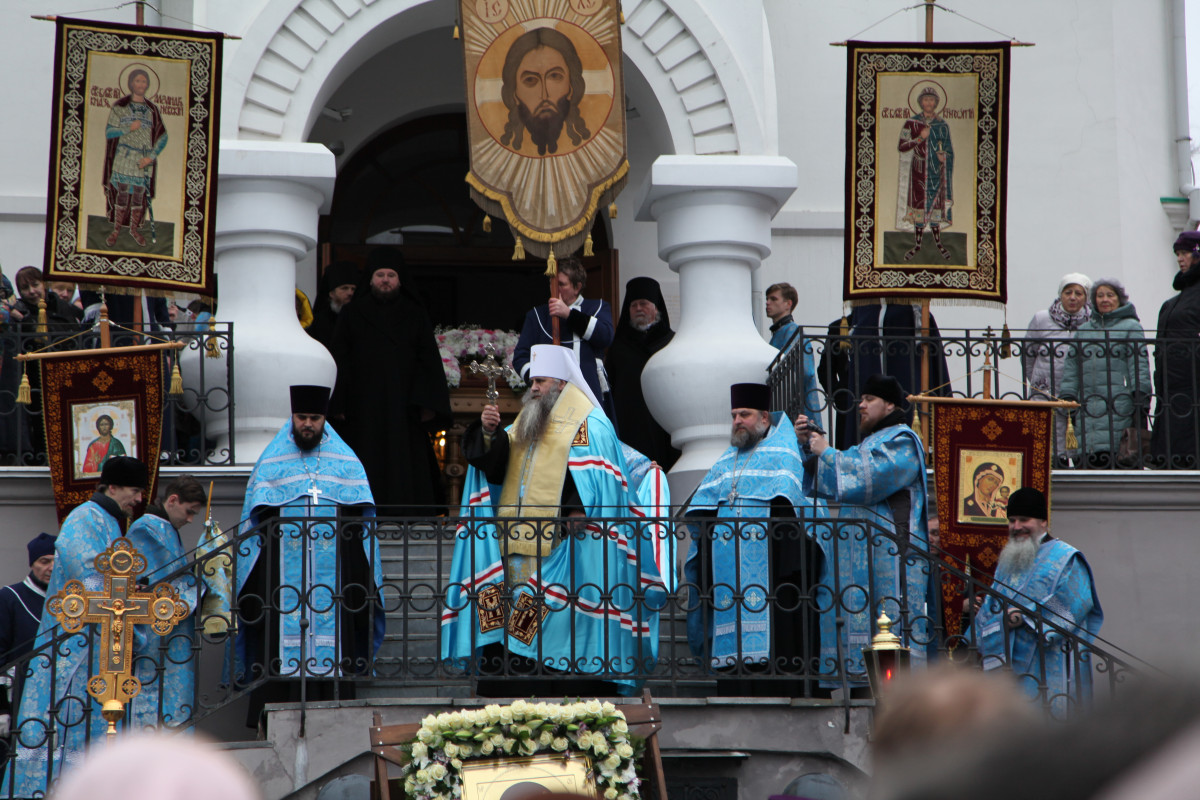 Крестный ход в День народного единства прошел в Нижнем Новгороде