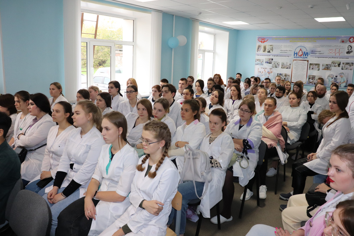 Ярмарки вакансий для студентов-медиков прошли в учебных корпусах и филиалах Нижегородского медколледжа