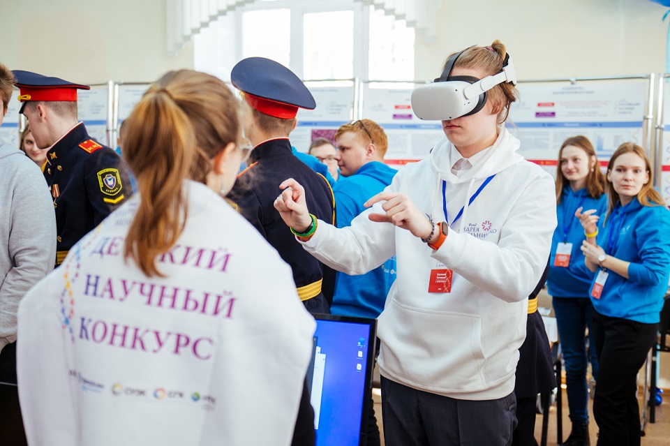 Юные ученые и инженеры из Нижегородской области могут принять участие в ДНК-2023