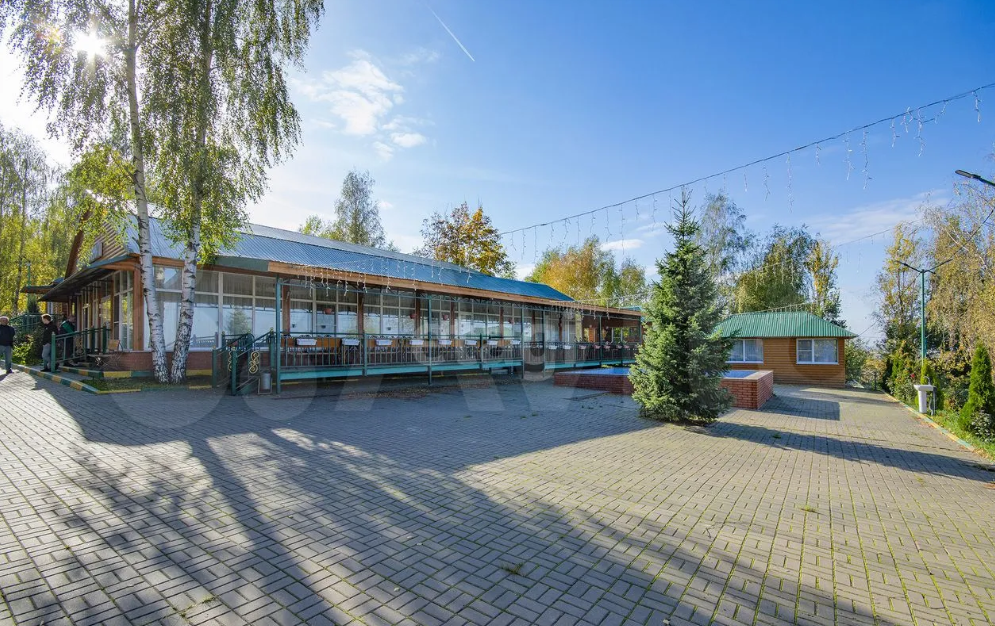 Ресторанный комплекс с собственным парком продают в Нижнем Новгороде