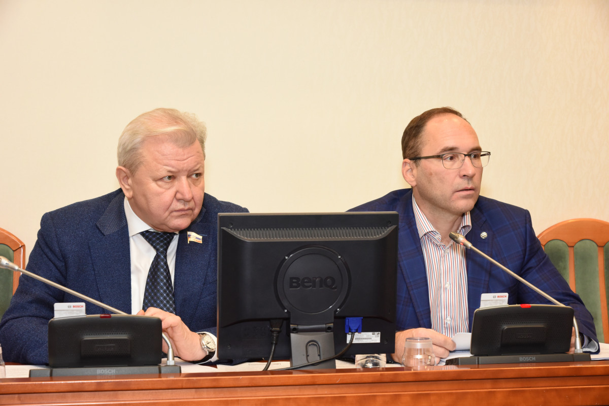 Нижегородские депутаты поддержали проект закона об областном бюджете на 2023 год