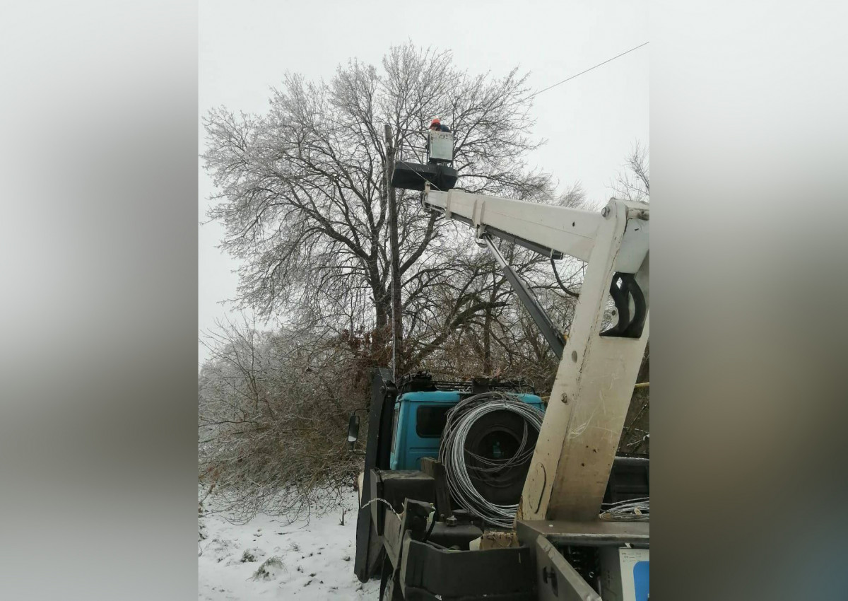 Энергоснабжение основной части пострадавших от непогоды нижегородцев восстановят до конца дня