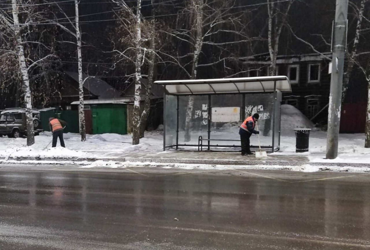 303 единицы техники убирают снег с улиц Нижнего Новгорода