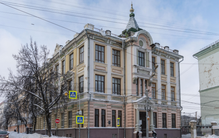 Директор нижегородской школы №3 покинул свою должность