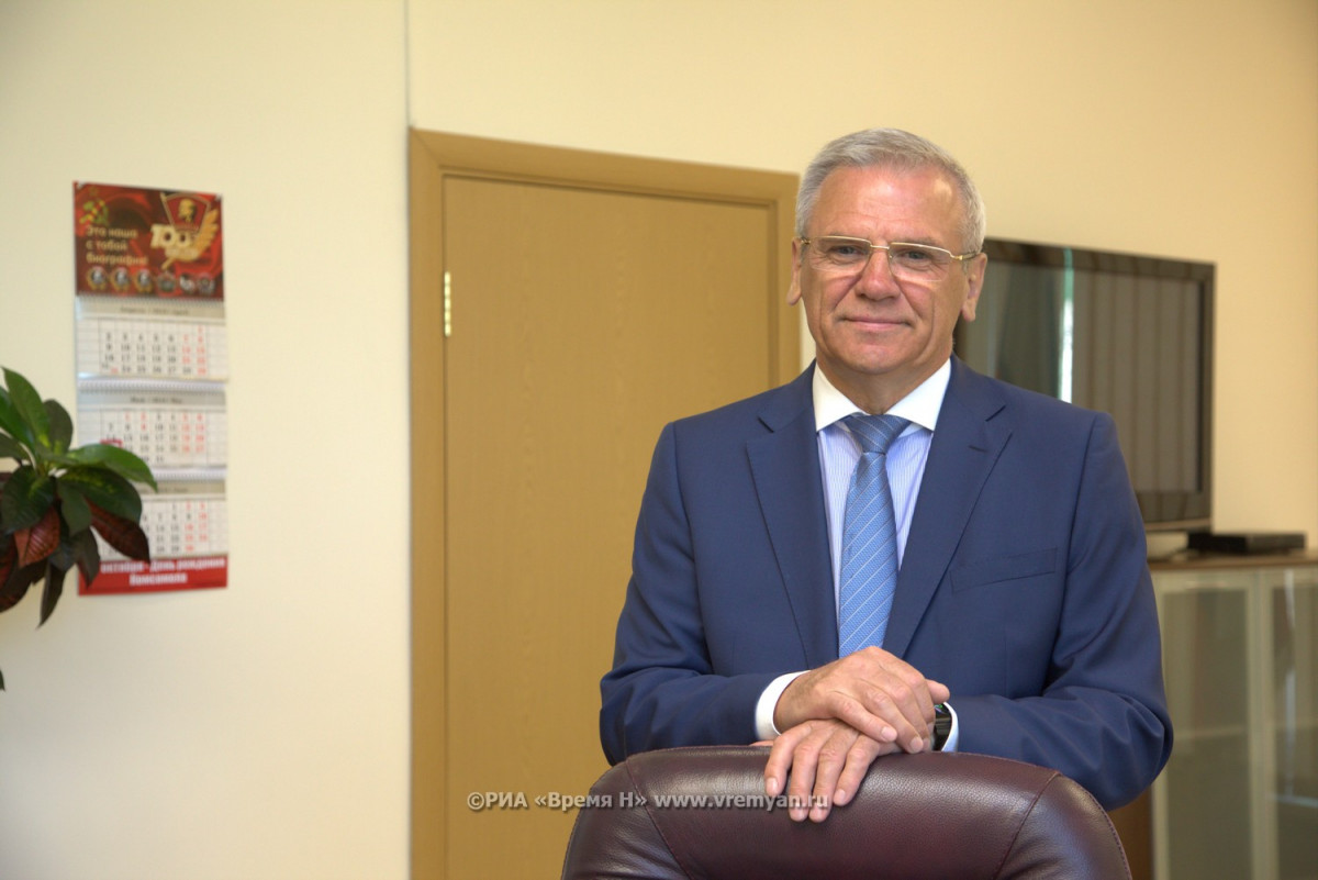 Люлин поздравил нижегородцев с Новым годом и Рождеством