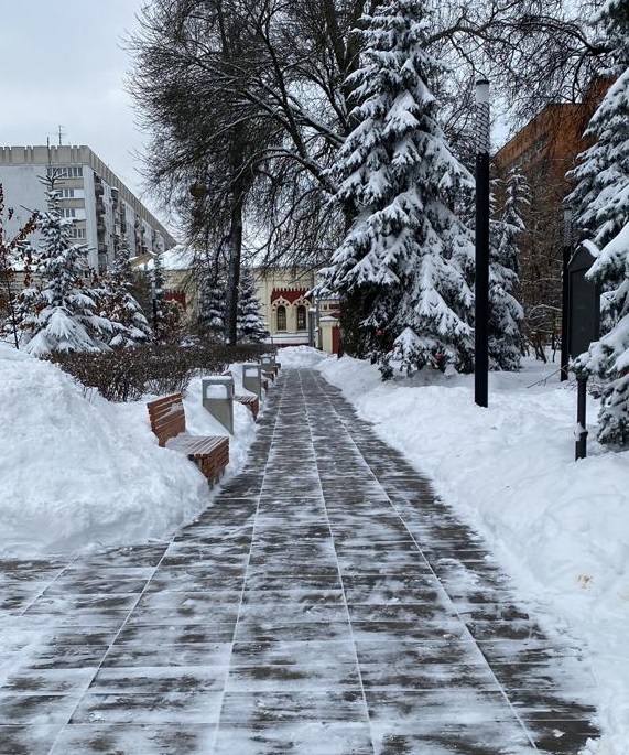 Почти 5 тысяч самосвалов снега вывезли с улиц Нижнего Новгорода в выходные