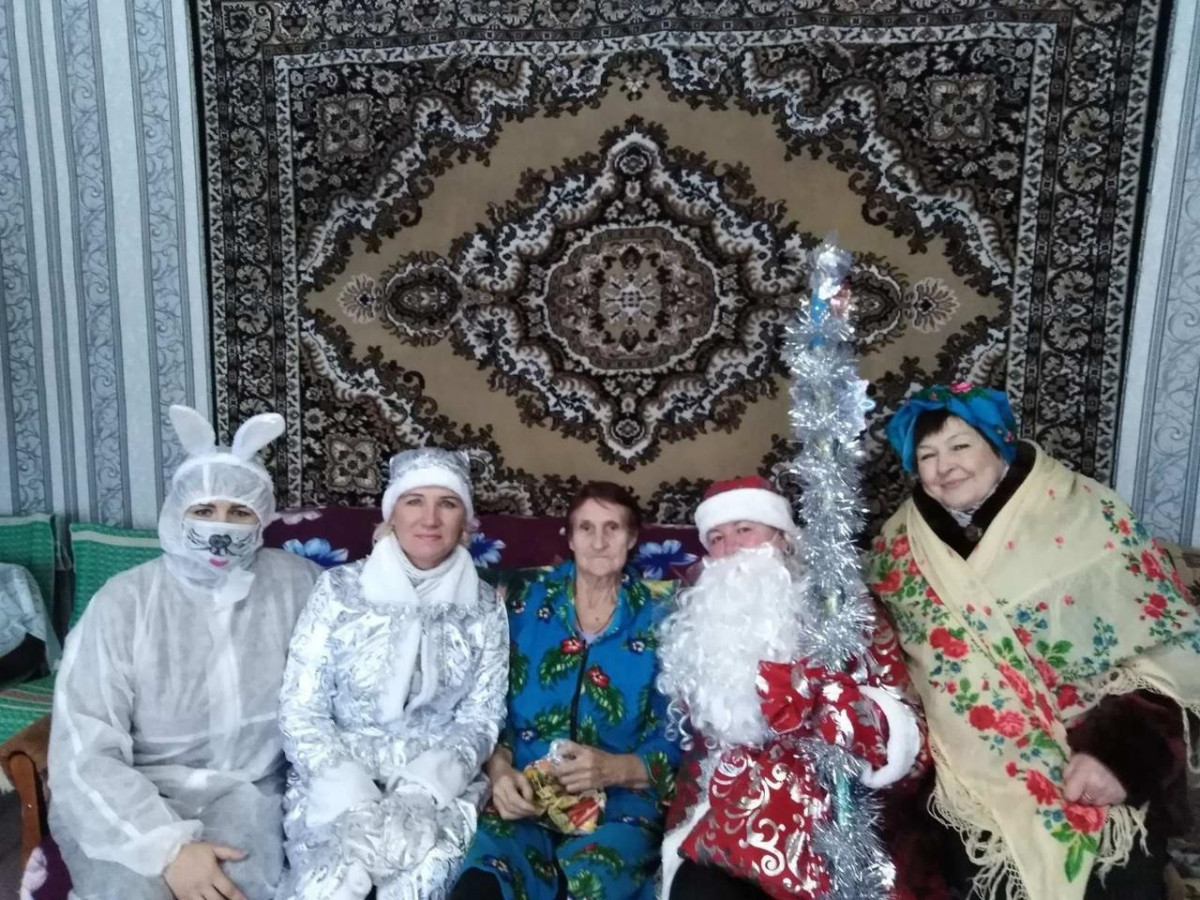 Нижегородские социальные работники присоединились к Всероссийской акции «Новый год в каждый дом»