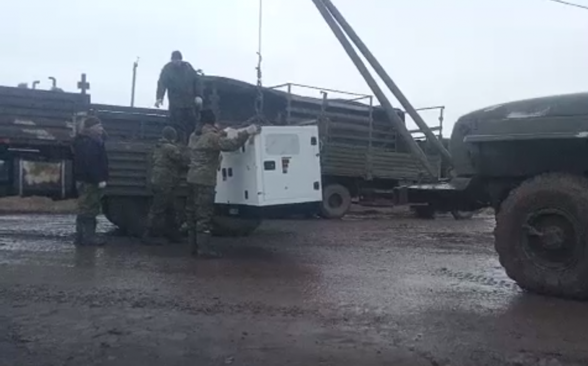 Промышленный генератор доставили бойцам из Нижегородской области
