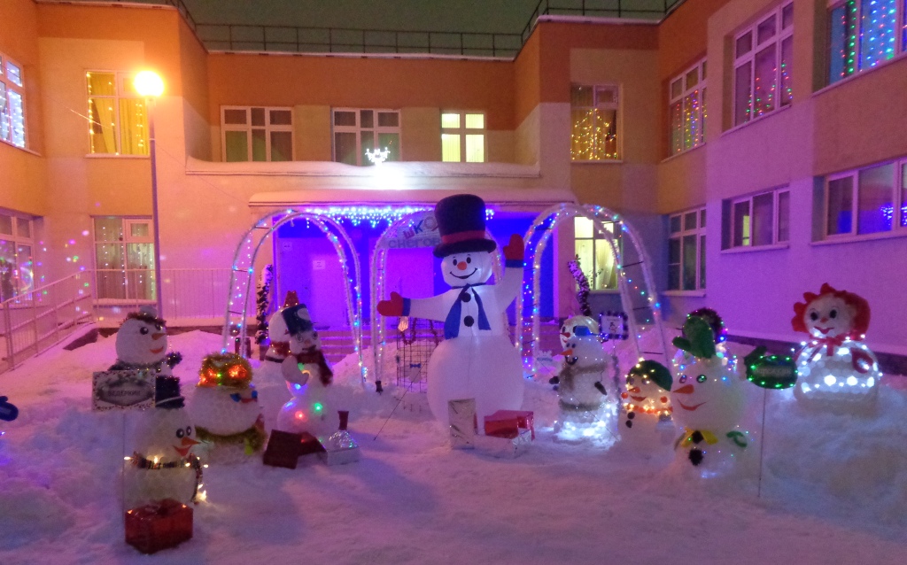 Более 32 тысяч нижегородцев приняли участие в голосовании за лучшую семейную новогоднюю фотозону на территории детсада