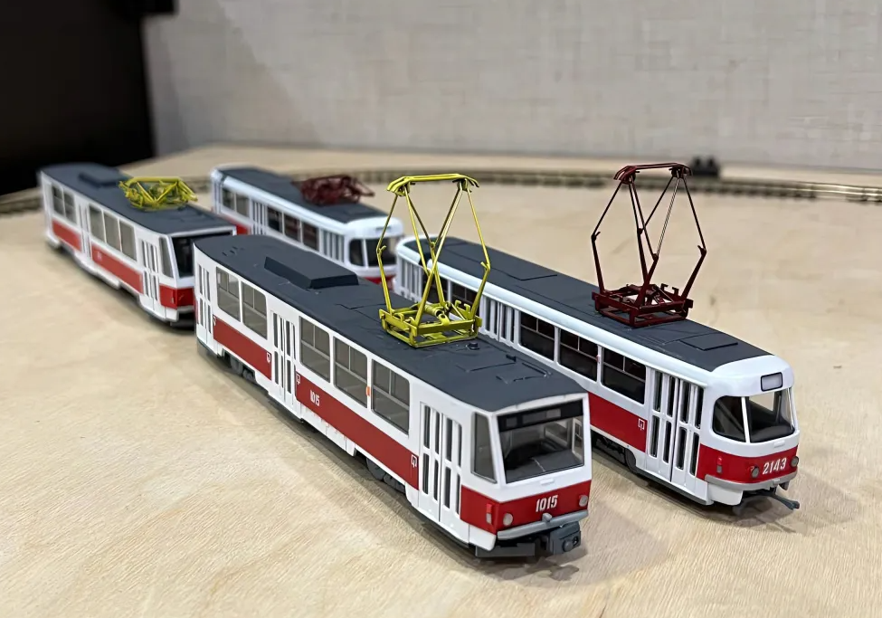 Житель Самары прославился созданием миниатюрных моделей трамваев