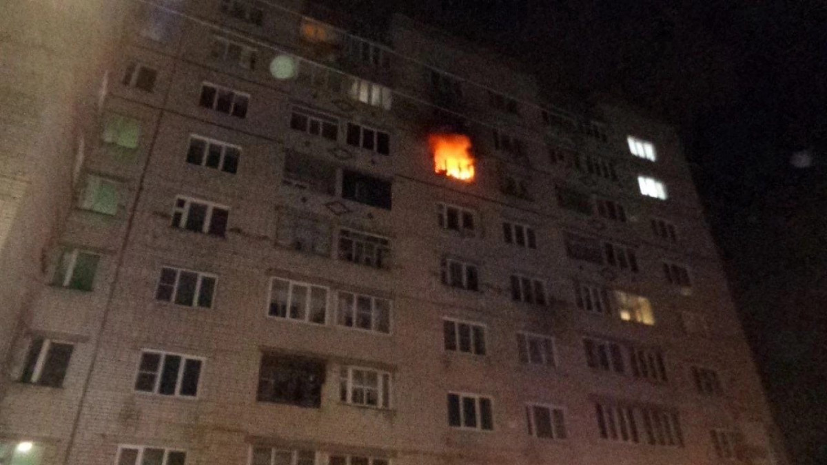 Жителя Бора осудят за пожар из-за попавшего в квартиру фейерверка