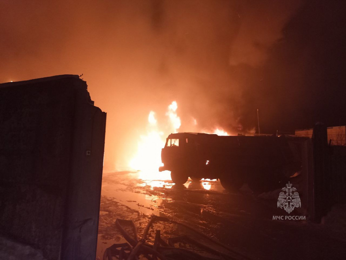 Гаражный массив сгорел в Нижнем Новгороде 19 января