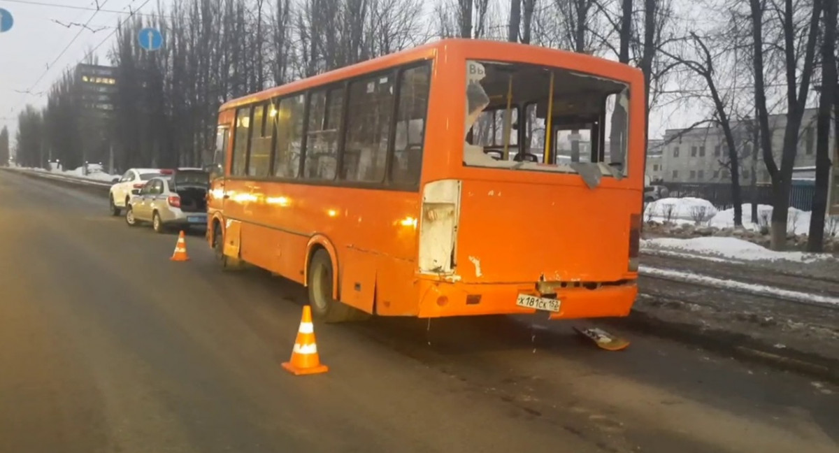 Четыре человека пострадали в ДТП с автобусами в Нижнем Новгороде