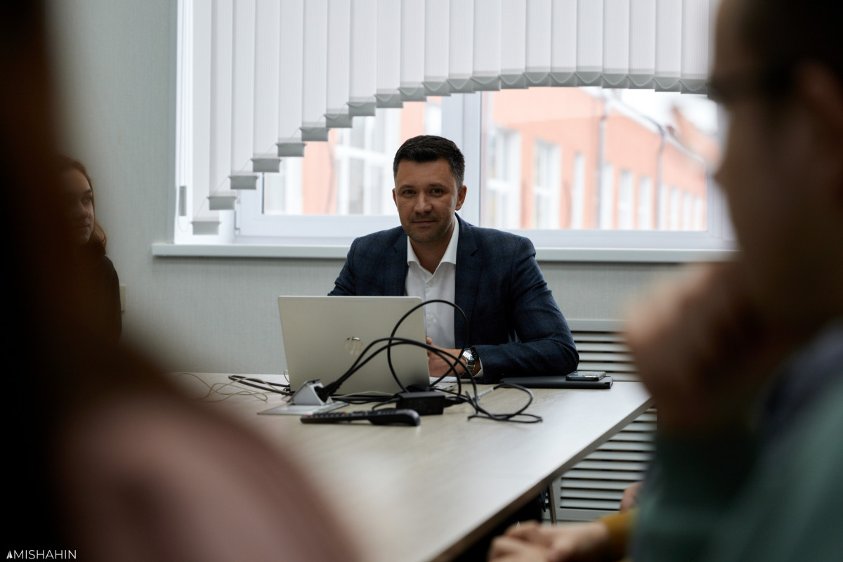 Синелобов рассказал студентам профильных направлений о мерах поддержки молодых ИТ-специалистов
