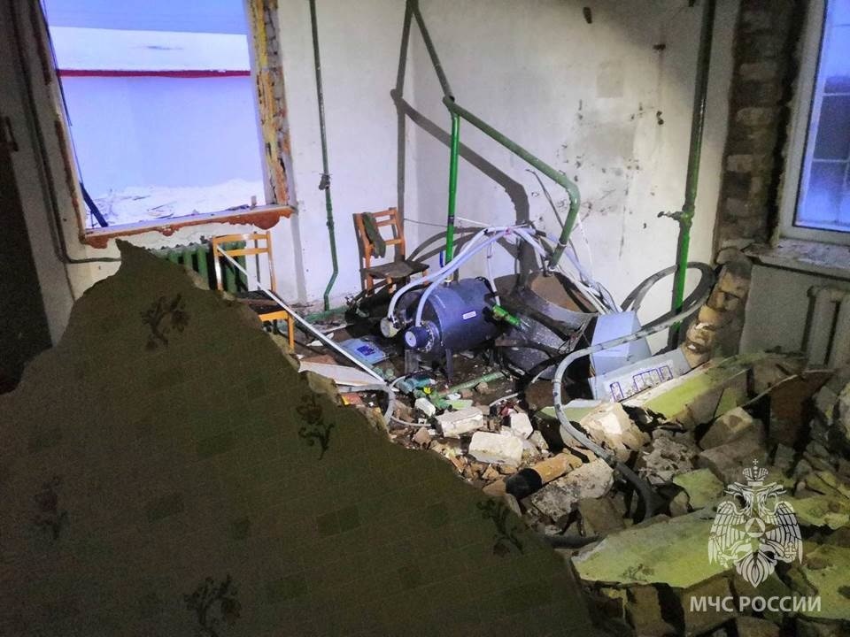 Отопительный котёл взорвался в доме в Шаранге