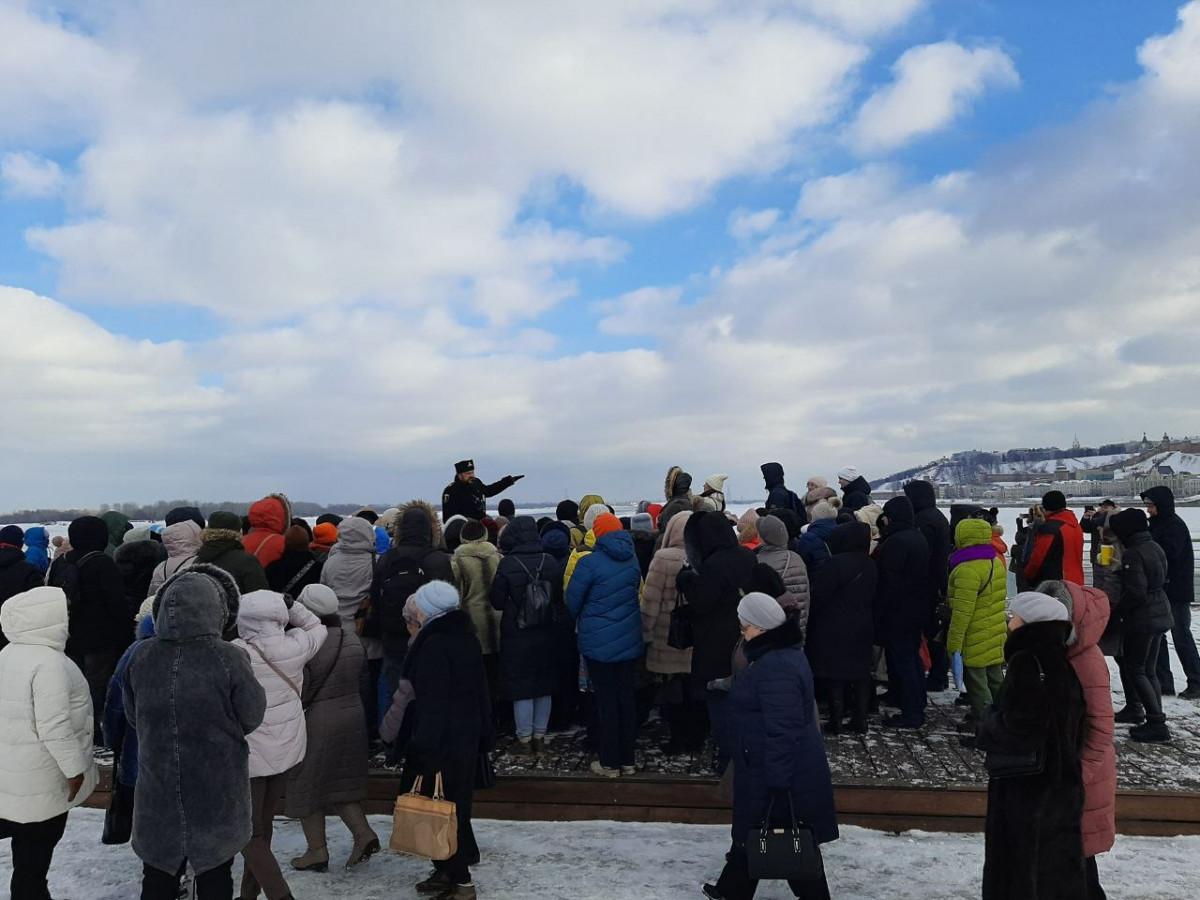 Более 160 человек посетили экскурсию нижегородского городового на Стрелке