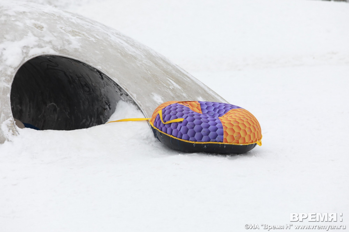 Мужчина чуть не похитил маленькую девочку с детской площадки в нижегородском ЖК