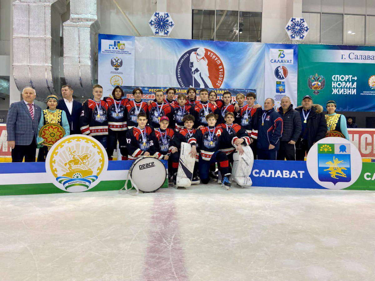 Шалабаев поздравил нижегородских хоккеистов с победой во всероссийских соревнованиях