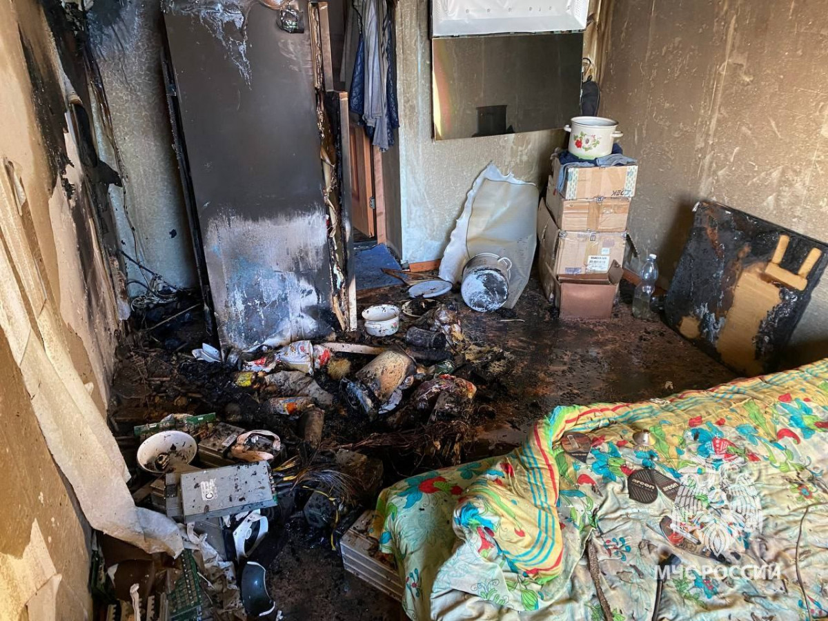 20 человек эвакуировали из горящего дома в Кулебаках