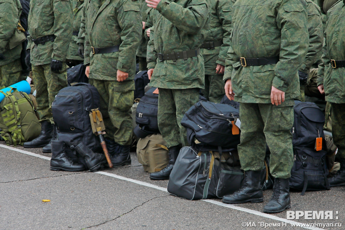 Юрист рассказал, зачем россиян могут вызвать в военкомат в 2023 году