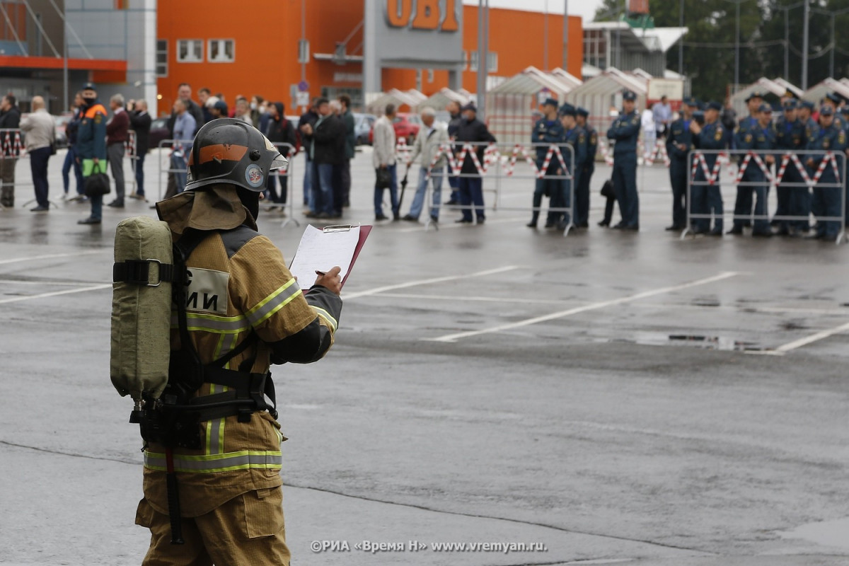 Нижегородские учебные заведения эвакуируют третий день подряд