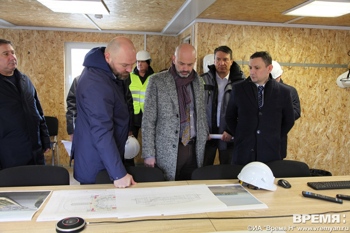 Замминистра спорта России Азат Кадыров посетил строящиеся спортобъекты в Нижегородской области