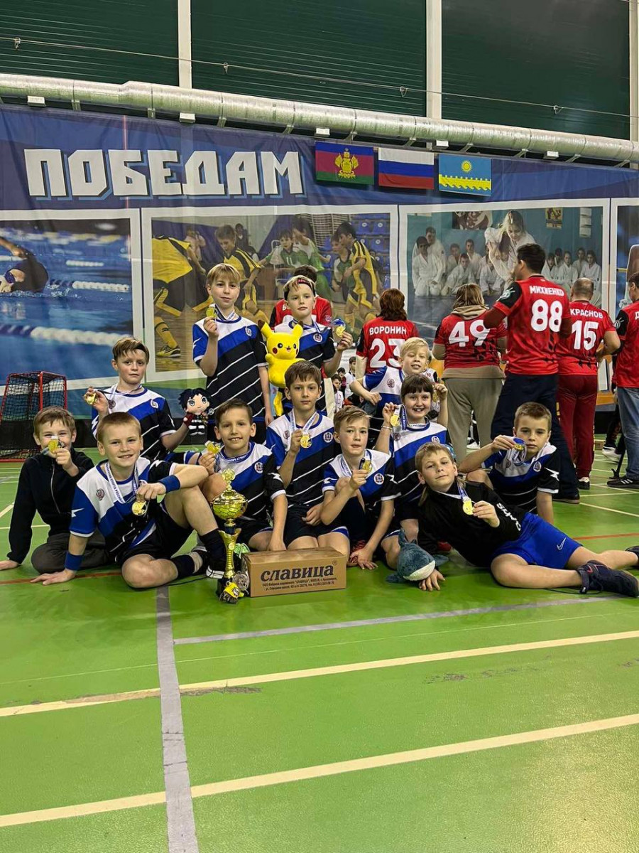 Юные нижегородцы победили во Всероссийском турнире по флорболу