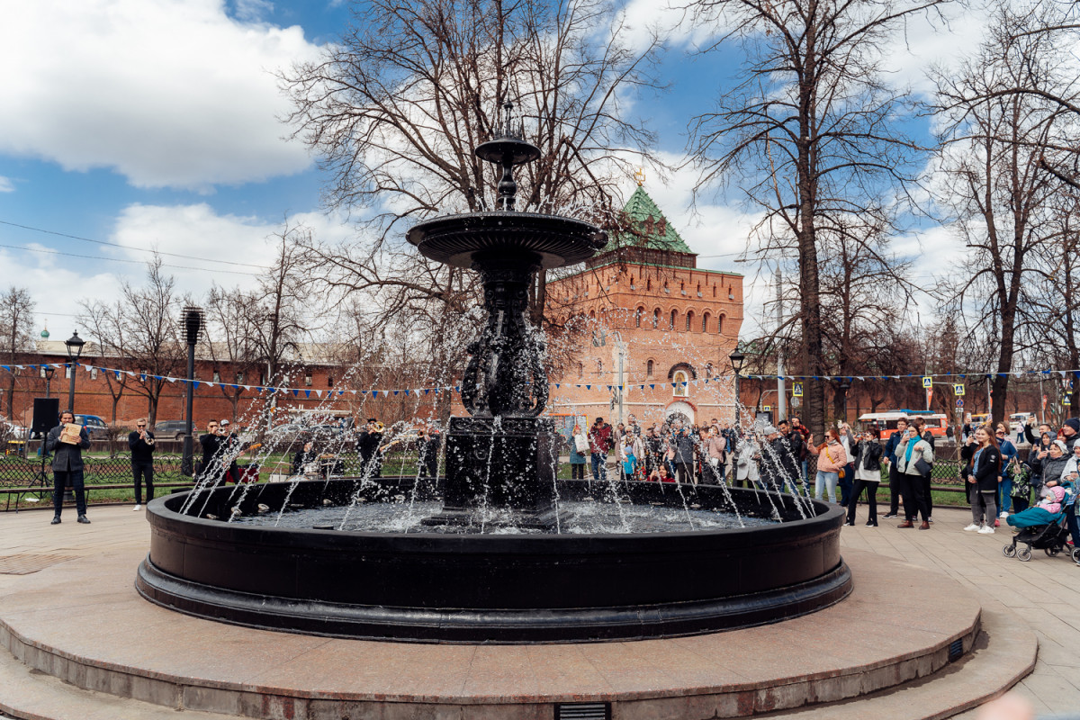 Нижегородский водоканал предлагает поделиться историями, связанными с фонтаном на площади Минина и Пожарского
