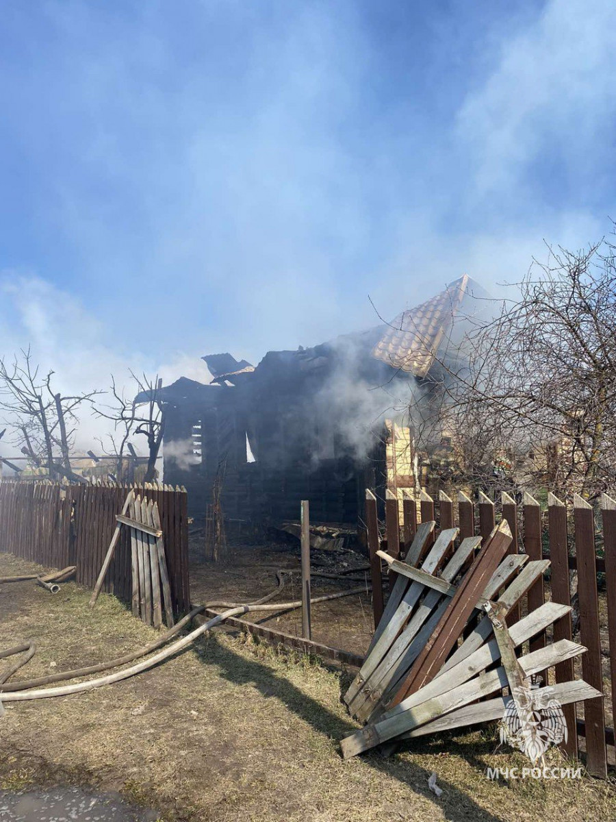 Дом и автомобиль сгорели в поселке Бабушкино в Дзержинске