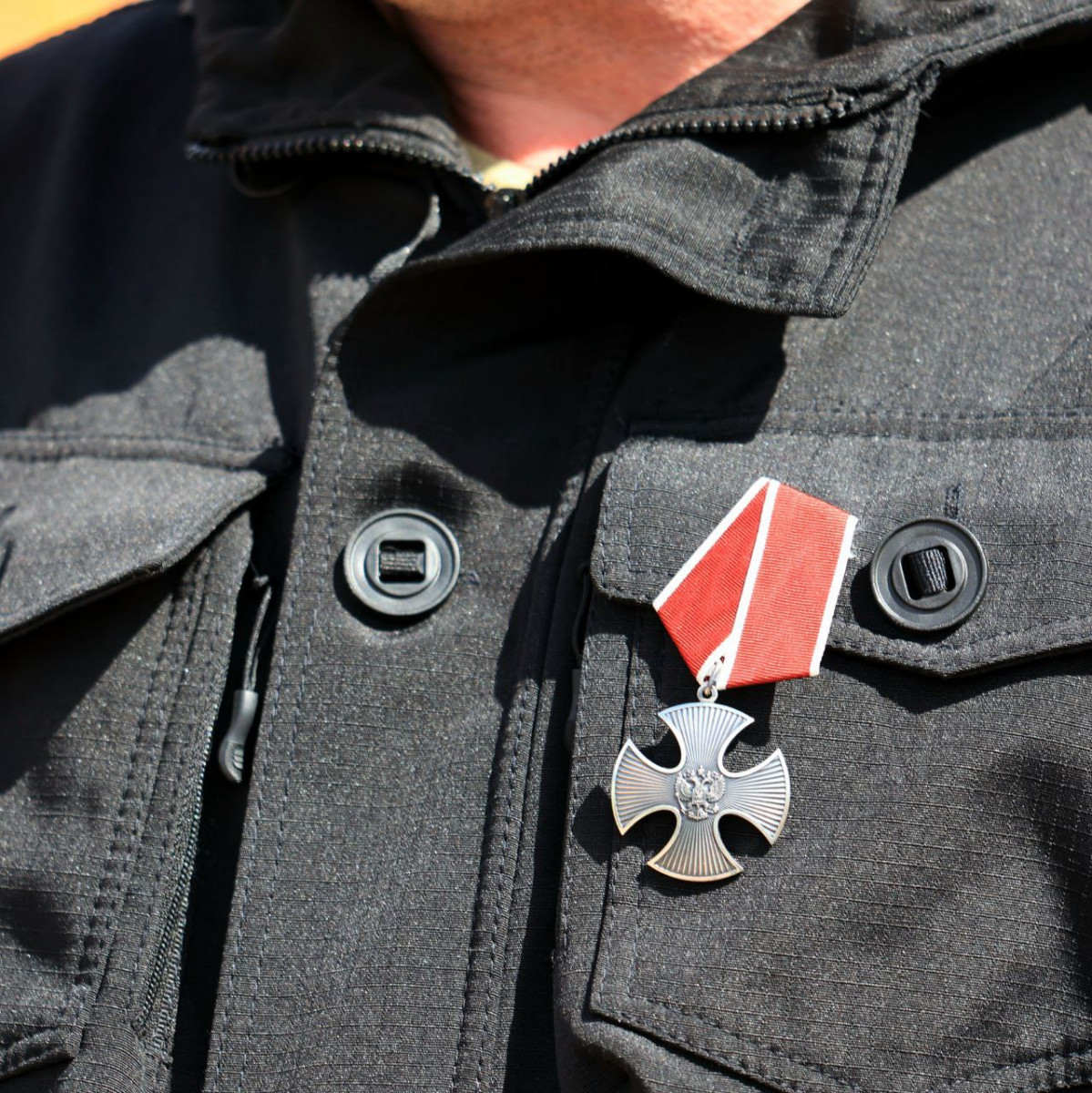 Бойцу СВО Дмитрию Зятеву вручили орден Мужества в Дзержинске