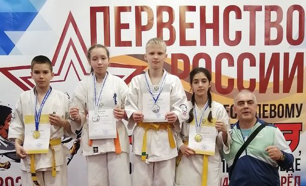 Нижегородские каратисты завоевали две золотые и две серебряные медали на Первенстве России