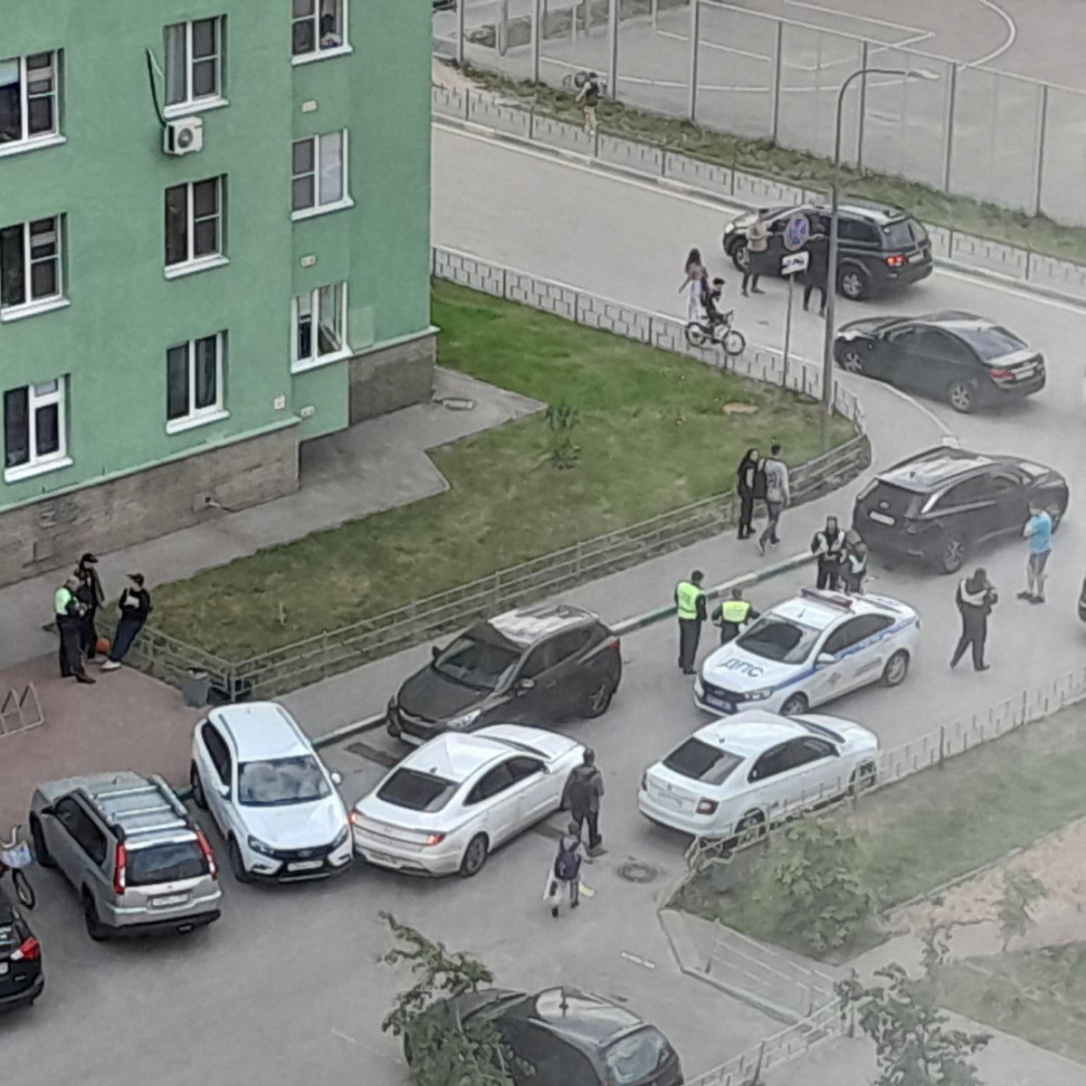 Нижегородские полицейские ловили пьяного водителя в ЖК «Бурнаковский»