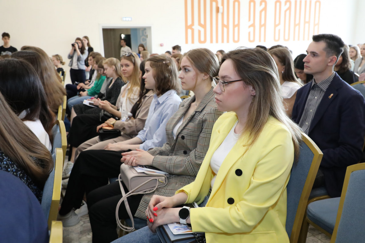 Более 300 студентов посетили День карьеры нижегородского правительства