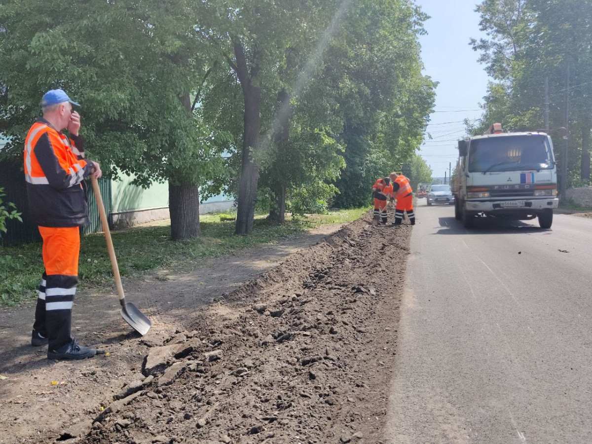 Около 72 км опорной сети дорог привели в порядок в Павловском округе