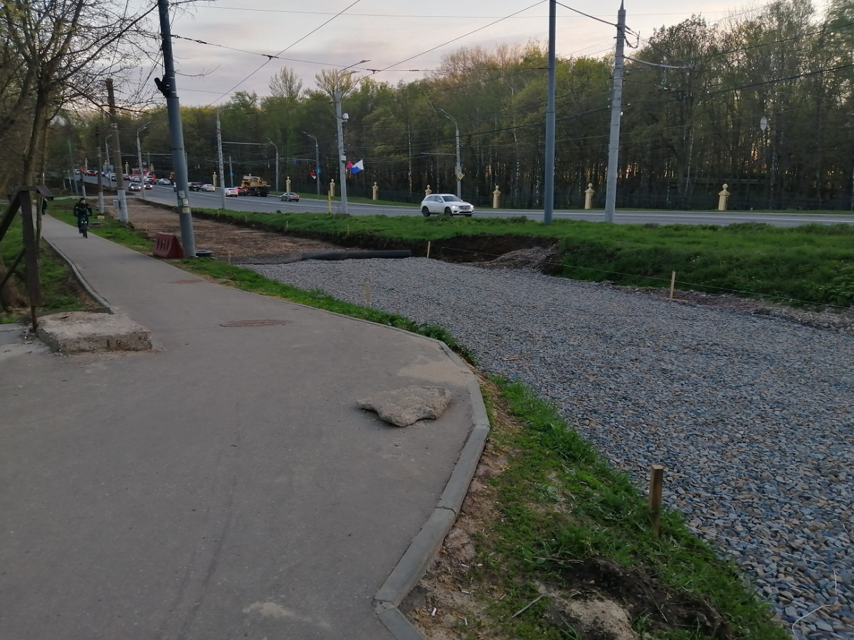 Около 2 км трамвайных путей уже поменяли вдоль проспекта Гагарина