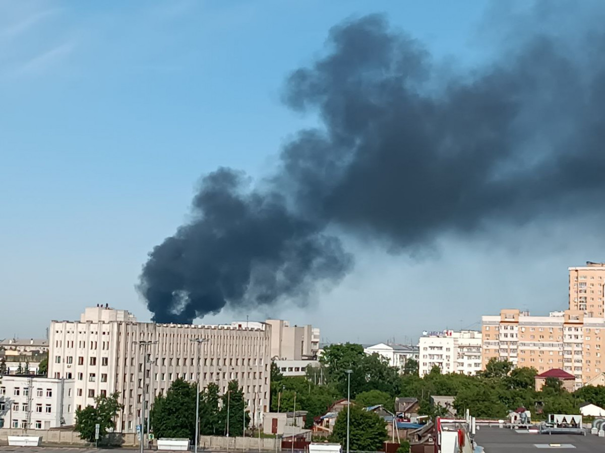 Большой пожар случился в центре Нижнего Новгорода утром 5 июня