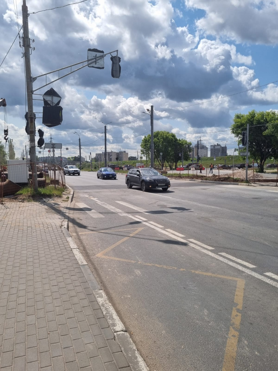 Работы на участке улицы Акимова на выезде из города завершены на сутки раньше