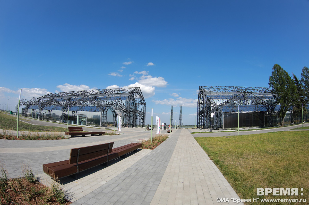 Пространство около пакгаузов на Стрелке хотят благоустроить