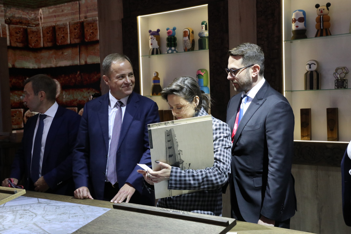 Полпред президента РФ в ПФО Игорь Комаров принял участие в работе ПМЭФ-2023