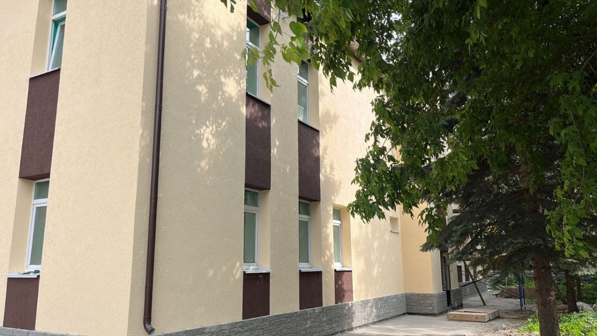 Заброшенное здание отремонтировали на улице Школьной в Нижнем Новгороде