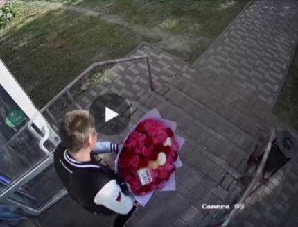 29-летний нижегородец ограбил цветочный магазин ради своей девушки