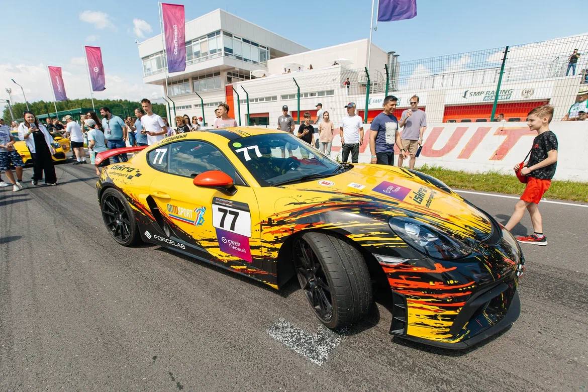 Супергонка Porsche Sport Challenge прошла на «Нижегородском кольце»