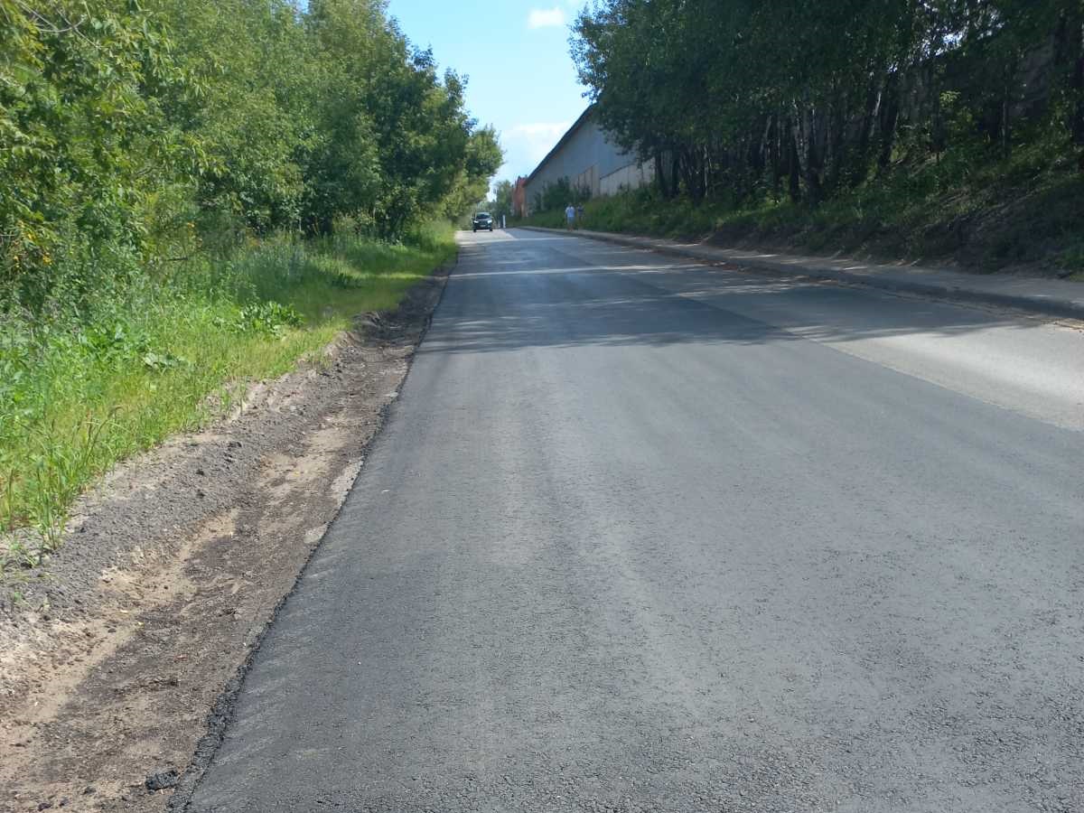 Порядка 2,5 тысяч кв. м асфальта уложили на дороге к поселку Черепичному в Приокском районе