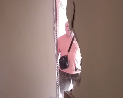 В Дзержинске восстановят стену в квартире, которую сломал сосед