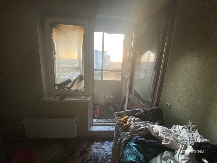 20 жителей многоэтажки в Канавине были эвакуированы из-за пожара на балконе