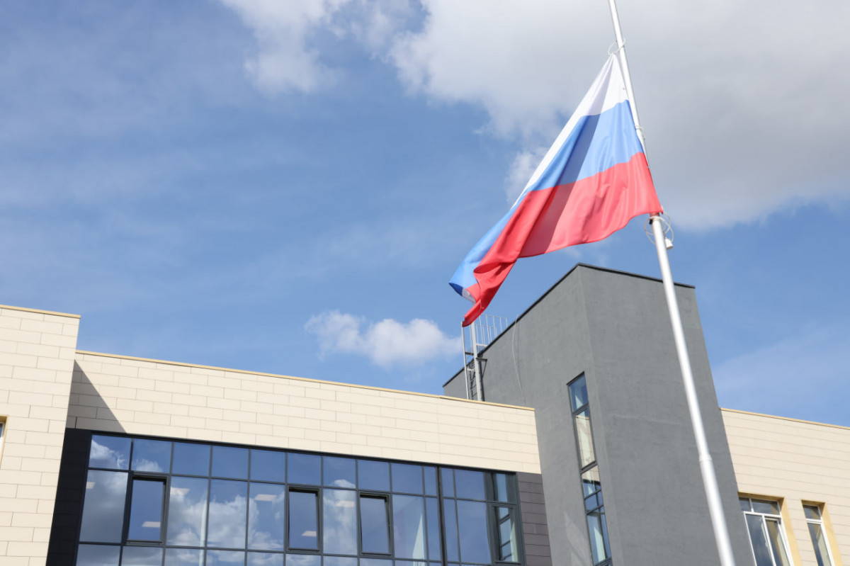Первый звонок для учеников прозвенел в новом корпусе «Школы 800» на Автозаводе