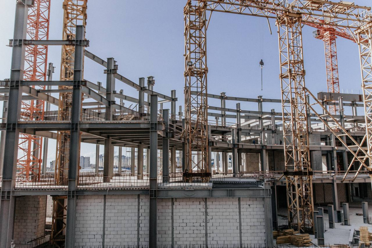 Более 53% металлоконструкций смонтировано на стройплощадке Ледовой арены